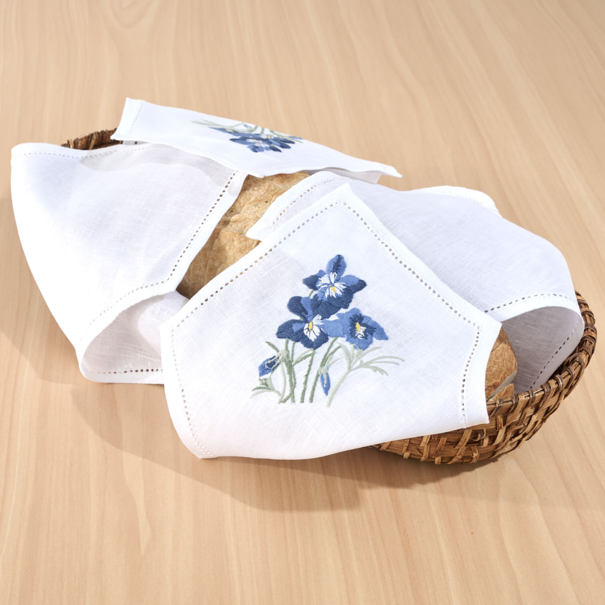 02 03 0022 Cobre Pao Floral Birds Foot Azul.jpg